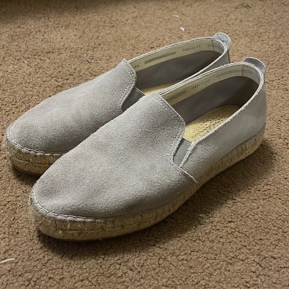 Womens Espadrilles - Picture 2 of 5